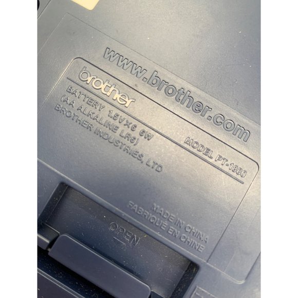 Brother P Touch Model PT-1880 2 Font Label Maker Tested with Labels - Picture 10 of 12